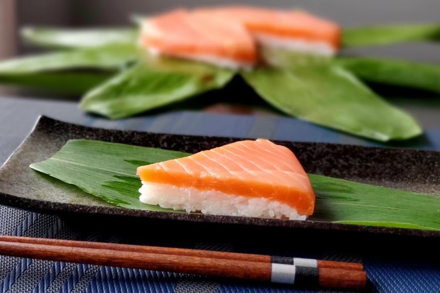 厚切り鱒寿司の断面